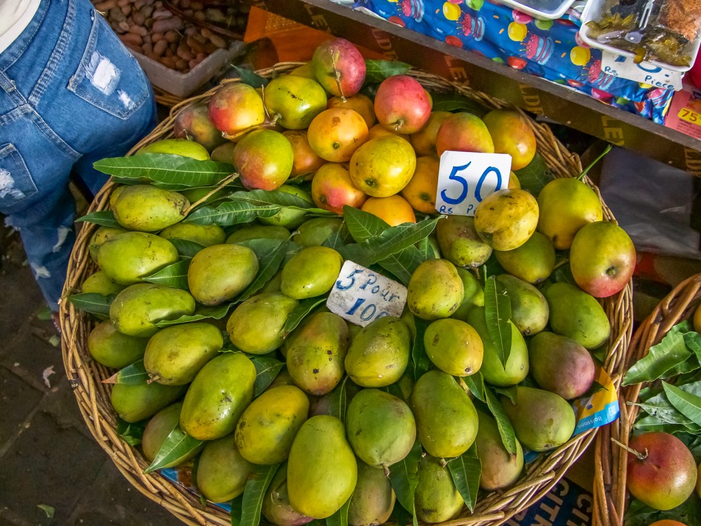 Mangos in the market