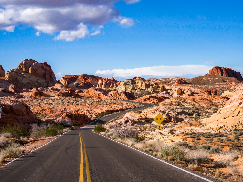 Scenic drive through the Valley of Fire